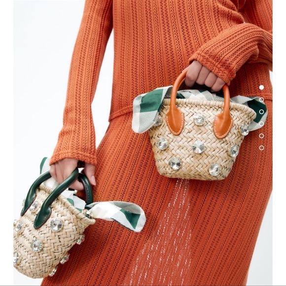 “Last one “ZARA MINI BASKET BAG - Picture 3 of 5